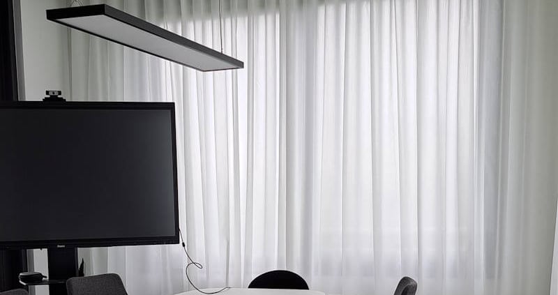 Büro mit Schallschutz Vorhang Scene2