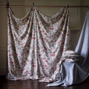 Vorhangstoff Blumen Abbeville Sanderson DFAB223968