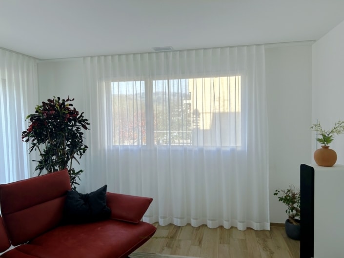Halbtransparente Gardinen Wohnzimmer (4) Halbtransparente Gardinen Wohnzimmer (4)